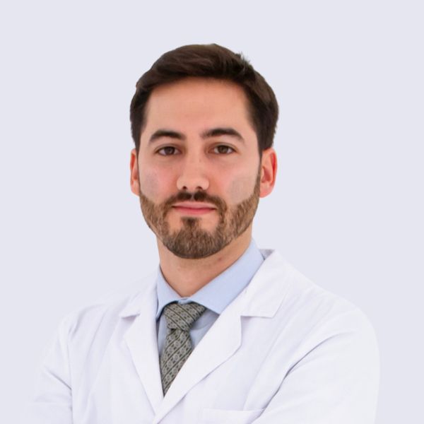 Dr. Carlos Villar