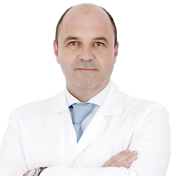 Dr. Ricardo García - Equipo